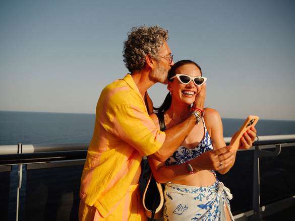 Virgin Voyages, The Aquatic Club 1.jpg